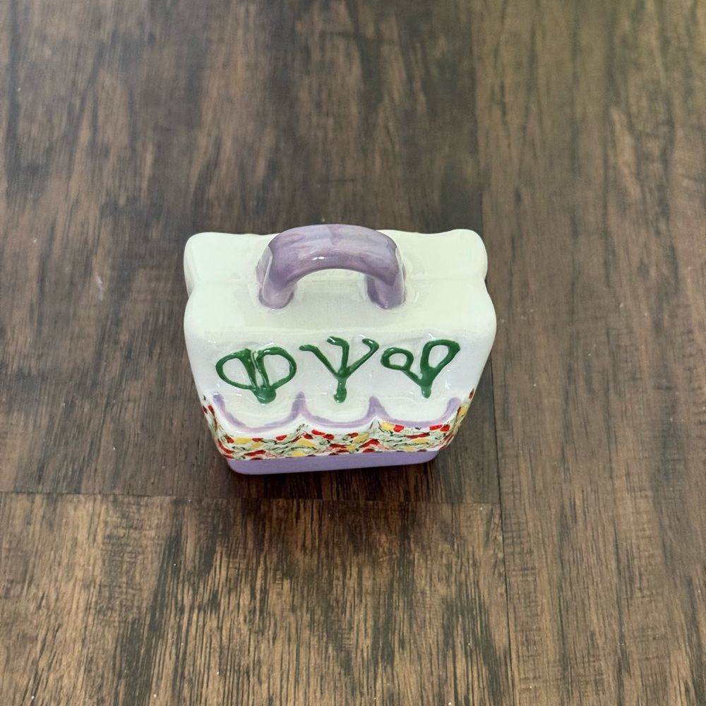 Maeve tiny treasures hobby trinket box